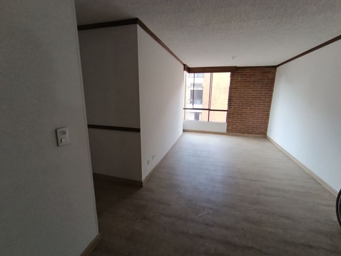 Apartamento de 3 alcobas en venta en La Clarita, Bogotá, 58 m² · foto 12 de 24