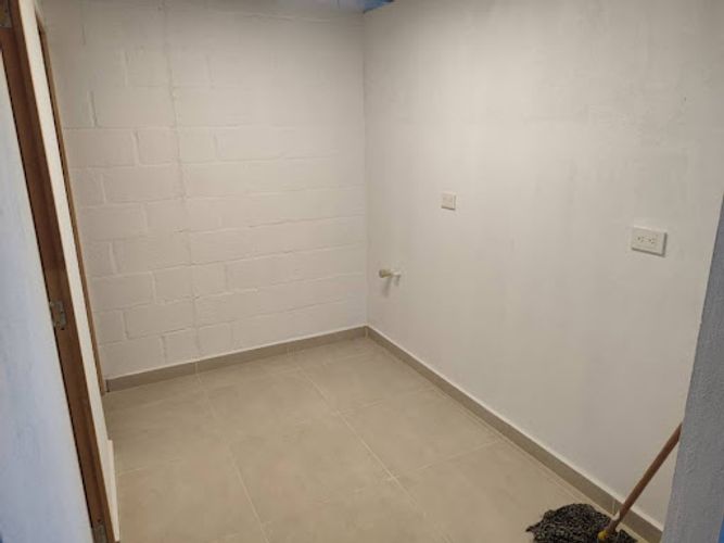 Oficina en arriendo en Cuatro Esquinas, Rionegro, 96 m² · foto 6 de 11