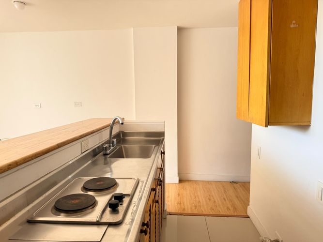 Apartamento de 1 alcoba en venta en El Poblado, Medellín, 48 m² · foto 3 de 13