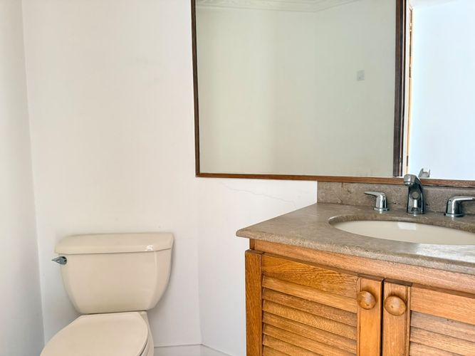 Apartamento de 1 alcoba en venta en El Poblado, Medellín, 48 m² · foto 12 de 13