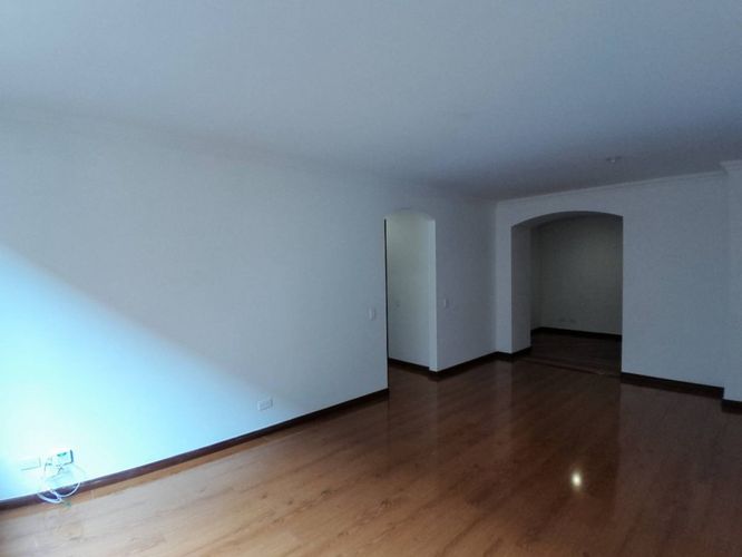 Apartamento de 1 alcoba en venta en San Patricio, Bogotá, 77 m² · foto 5 de 18
