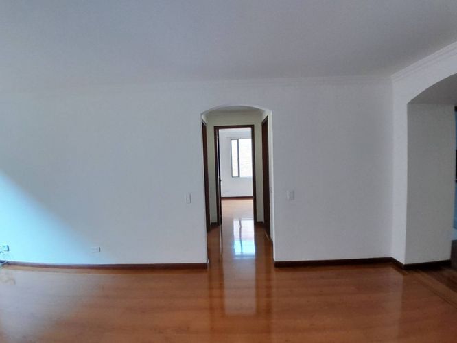 Apartamento de 1 alcoba en venta en San Patricio, Bogotá, 77 m² · foto 6 de 18