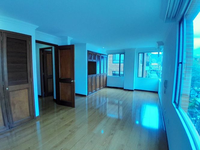 Apartamento de 1 alcoba en venta en San Patricio, Bogotá, 77 m² · foto 8 de 18
