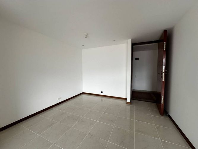 Apartamento de 3 alcobas en arriendo en La Frontera, Medellín, 117 m² · foto 5 de 20