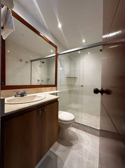 Apartamento de 3 alcobas en arriendo en La Frontera, Medellín, 117 m² · foto 16 de 20