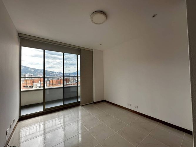 Apartamento de 3 alcobas en arriendo en La Frontera, Medellín, 117 m² · foto 17 de 20