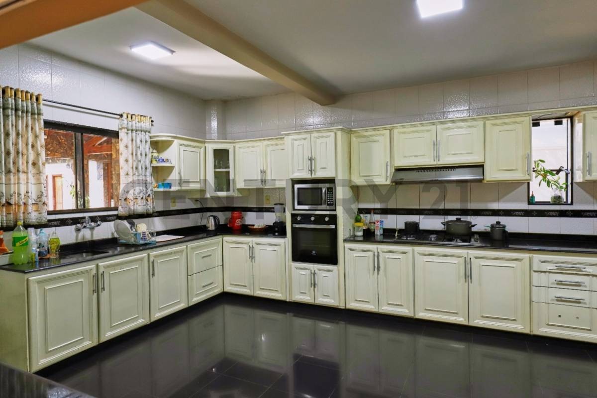 Casa para uso comercial o vivienda de 2.100 m² San lorenzo (z/ shopping pinedo) — foto 2
