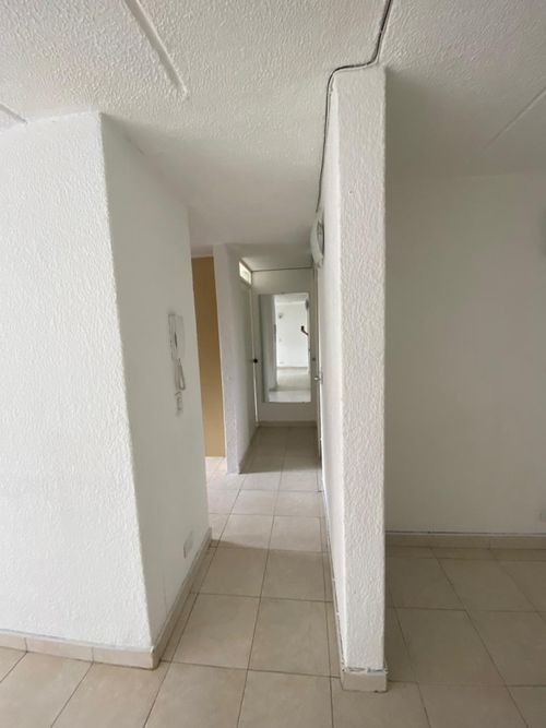 Apartamento de 2 alcobas en venta en Engativá, Bogotá, 45 m² · foto 4 de 19
