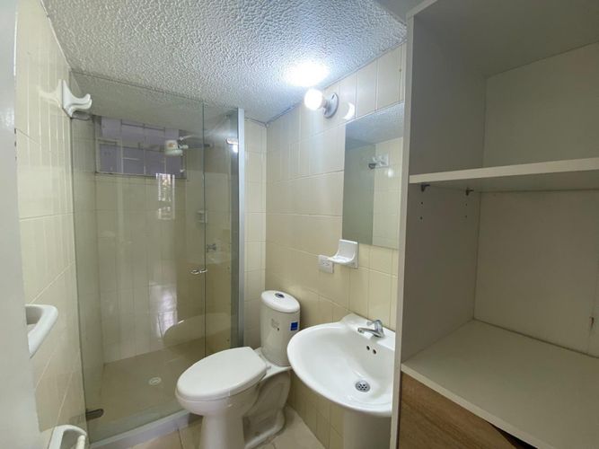 Apartamento de 2 alcobas en venta en Engativá, Bogotá, 45 m² · foto 14 de 19