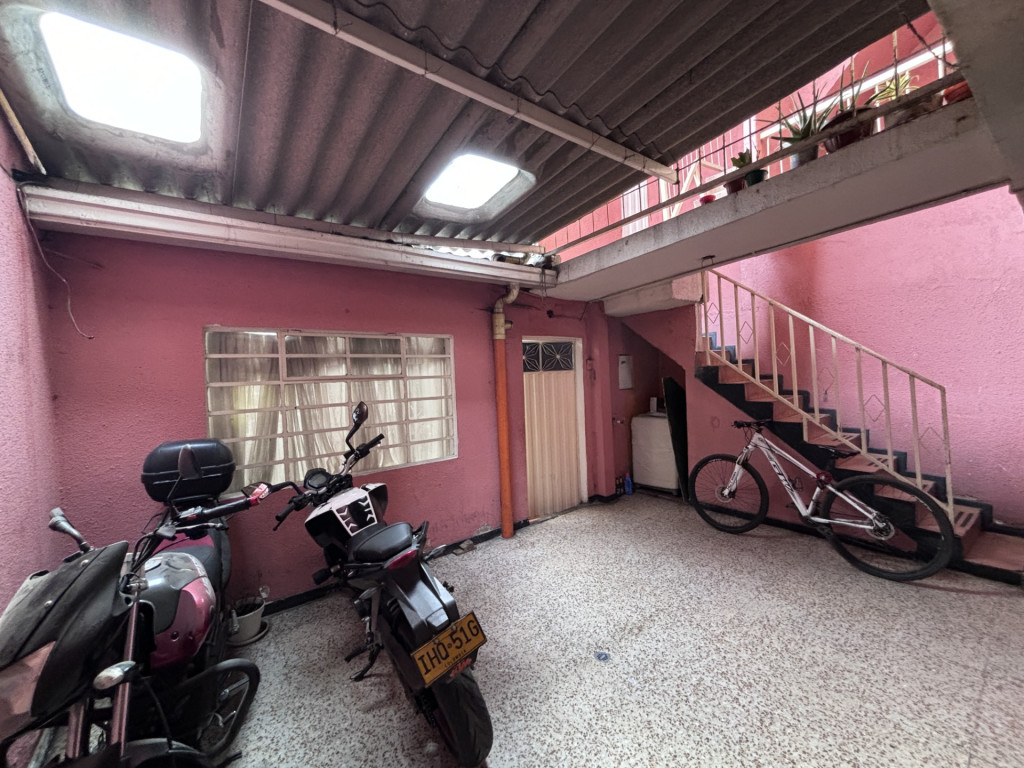 Casa en venta en Venecia, Bogotá · foto 3 de 19