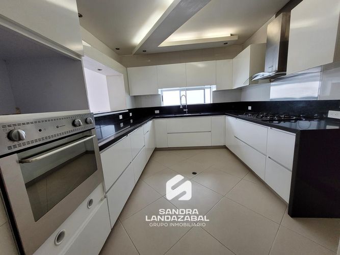 Casa de 4 alcobas en venta en Cañaveral, Floridablanca, 220 m² · foto 8 de 24