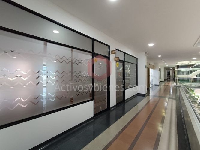 Local en arriendo en El Poblado, Medellín, 138 m² · foto 5 de 16