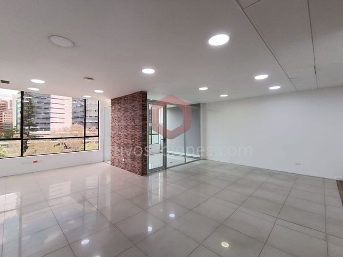 Local en arriendo en El Poblado, Medellín, 138 m² · foto 7 de 16