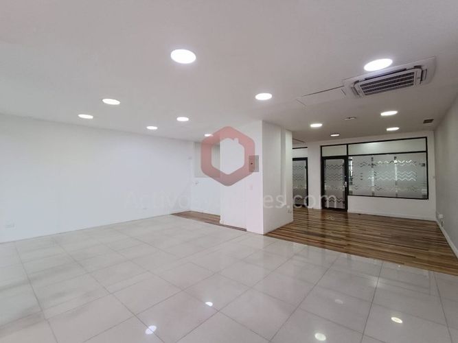 Local en arriendo en El Poblado, Medellín, 138 m² · foto 10 de 16