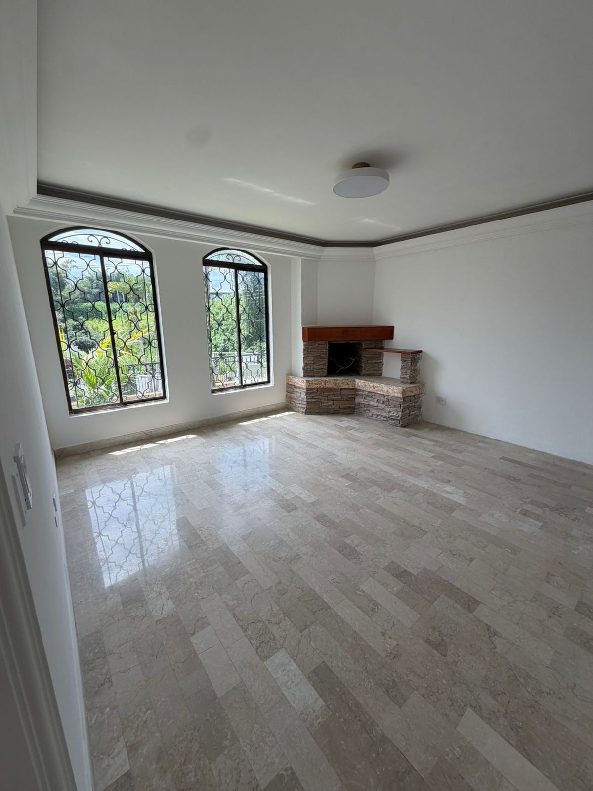 Casa en venta en Pinares, Pereira · foto 2 de 15