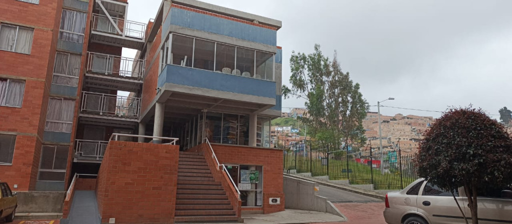 Apartamento en venta en Desarrollo Brazuelos, Bogotá · foto 2 de 22