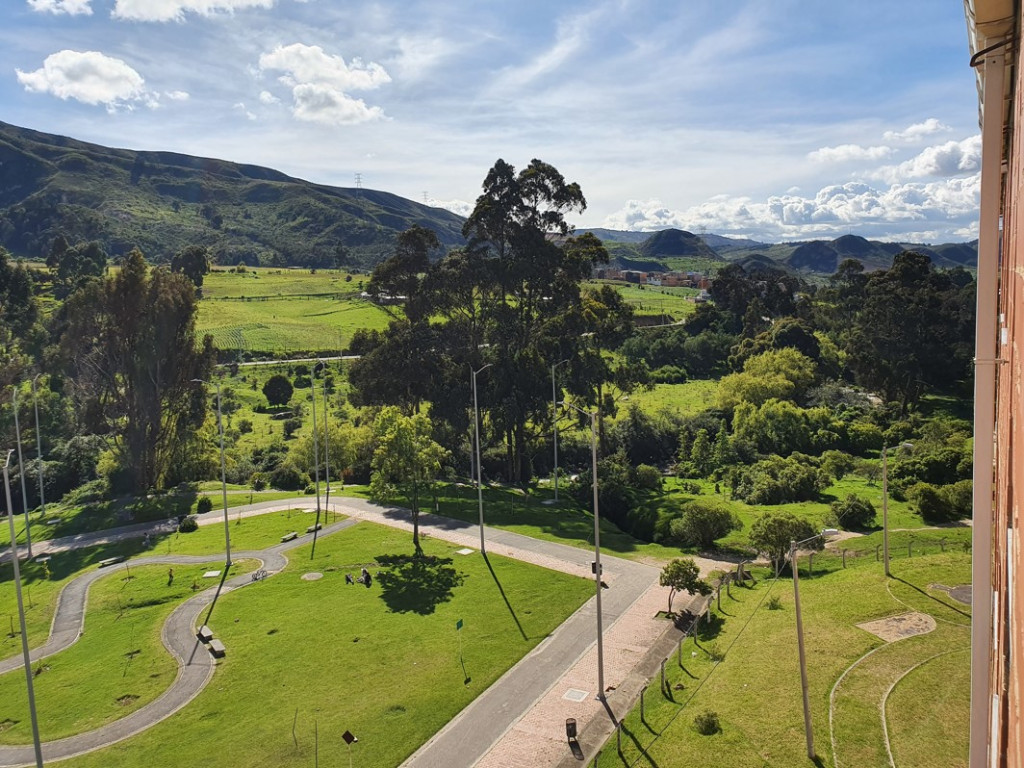 Apartamento en venta en Desarrollo Brazuelos, Bogotá · foto 4 de 22