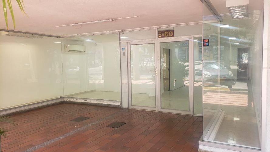 Local en arriendo en San Vicente, Cali, 79 m² · foto 2 de 12