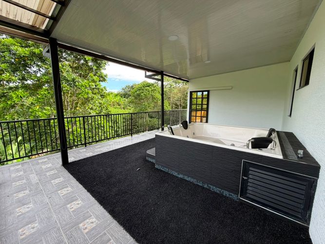 Casa de 6 alcobas en venta en Armenia, 540 m² · foto 4 de 19