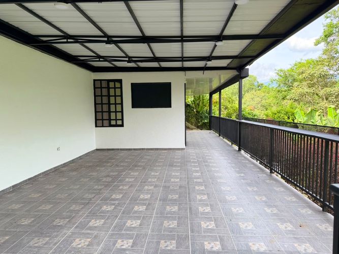 Casa de 6 alcobas en venta en Armenia, 540 m² · foto 6 de 19