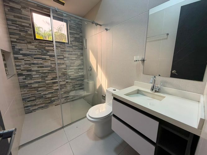 Casa de 6 alcobas en venta en Armenia, 540 m² · foto 12 de 19