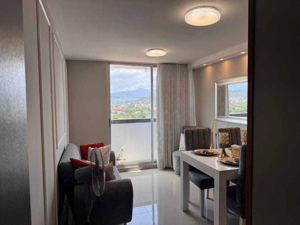 Apartamento en venta en Lleras Restrepo, Cúcuta · foto 3 de 16