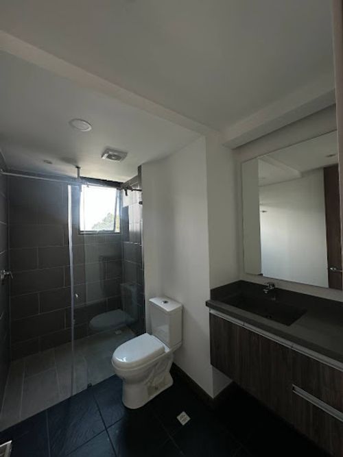 Apartamento de 2 alcobas en venta en Los Alcazares, Bogotá, 80 m² · foto 4 de 11