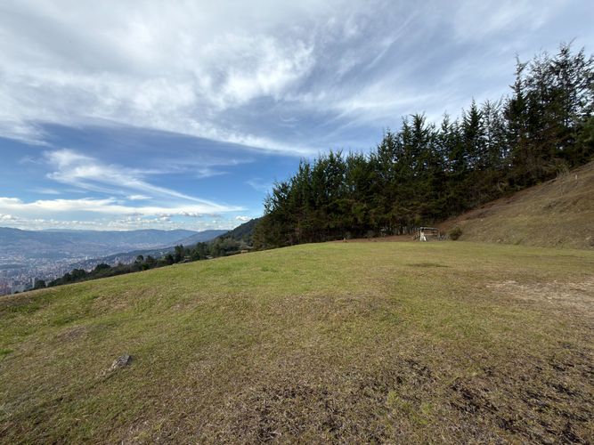 Lote en venta en Vía Las Palmas, Envigado, 4220 m² · foto 5 de 19