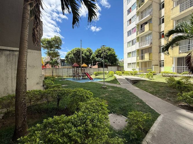 Apartamento de 3 alcobas en venta en Cr. Samarkanda, Ibagué, 53 m² · foto 21 de 22