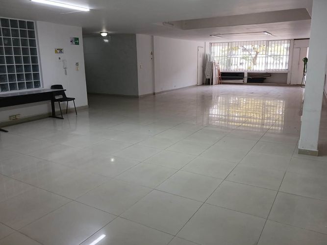 Oficina en venta en Manila, Medellín, 156 m² · foto 17 de 19