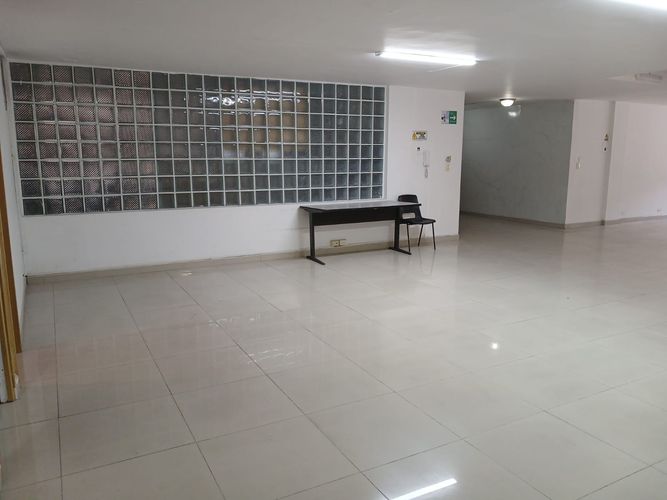 Oficina en venta en Manila, Medellín, 156 m² · foto 10 de 19