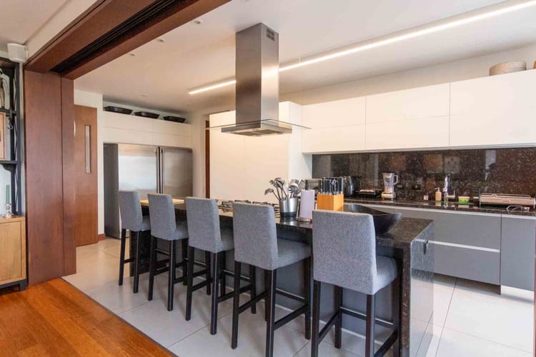 Apartamento de 3 alcobas en venta en Cerros De Los Alpes, Bogotá, 307 m² · foto 17 de 24