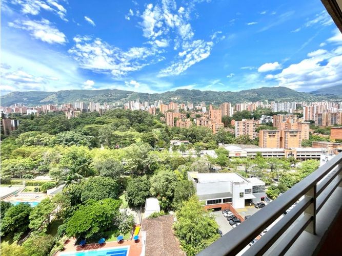 Apartamento de 3 alcobas en arriendo en Santa María De Los Ángeles, Medellín, 160 m² · foto 4 de 24