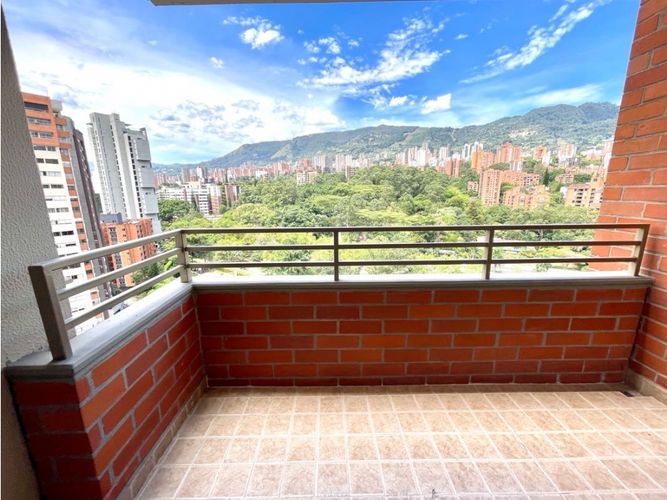 Apartamento de 3 alcobas en arriendo en Santa María De Los Ángeles, Medellín, 160 m² · foto 16 de 24