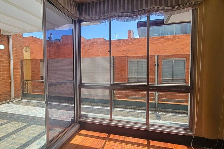 Apartamento de 4 alcobas en venta en Chicó Alto, Bogotá, 390 m² · foto 3 de 20