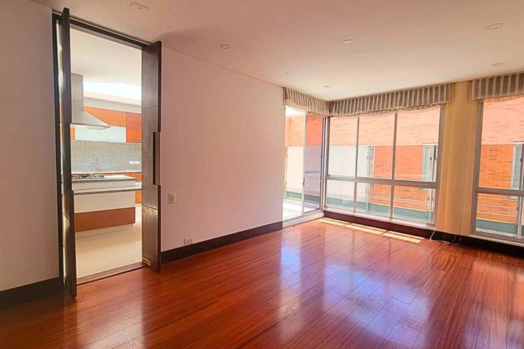 Apartamento de 4 alcobas en venta en Chicó Alto, Bogotá, 390 m² · foto 5 de 20