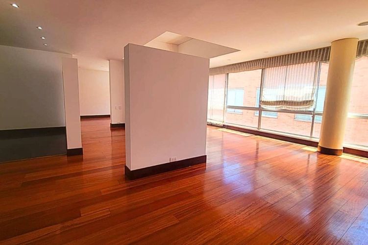 Apartamento de 4 alcobas en venta en Chicó Alto, Bogotá, 390 m² · foto 7 de 20