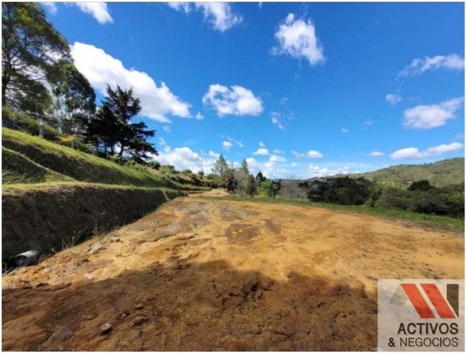 Lote en venta en Guarne, 8300 m² · foto 6 de 10