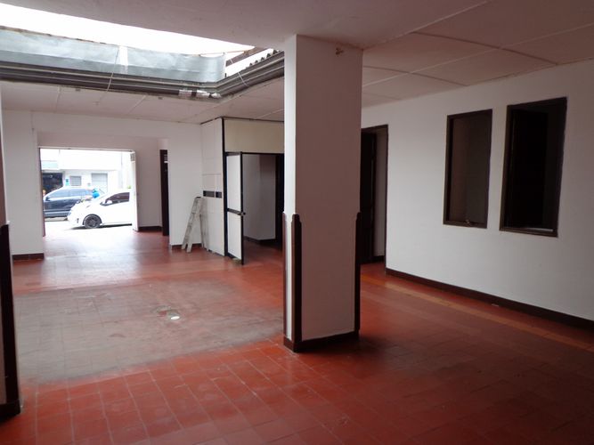 Casa de 7 alcobas en venta en San Francisco, Bucaramanga, 400 m² · foto 9 de 20