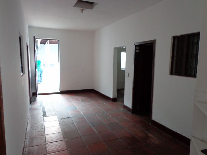 Casa de 7 alcobas en venta en San Francisco, Bucaramanga, 400 m² · foto 12 de 20