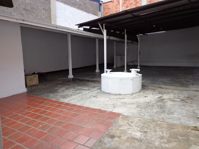 Casa de 7 alcobas en venta en San Francisco, Bucaramanga, 400 m² · foto 17 de 20