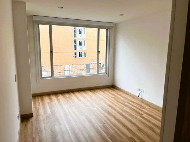 Apartaestudio en venta en Alhambra, Bogotá, 42 m² · foto 3 de 10