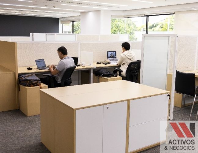Oficina en arriendo en Patio Bonito, Medellín, 1223 m² · foto 6 de 11