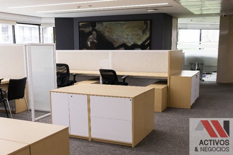 Oficina en arriendo en Patio Bonito, Medellín, 1223 m² · foto 7 de 11