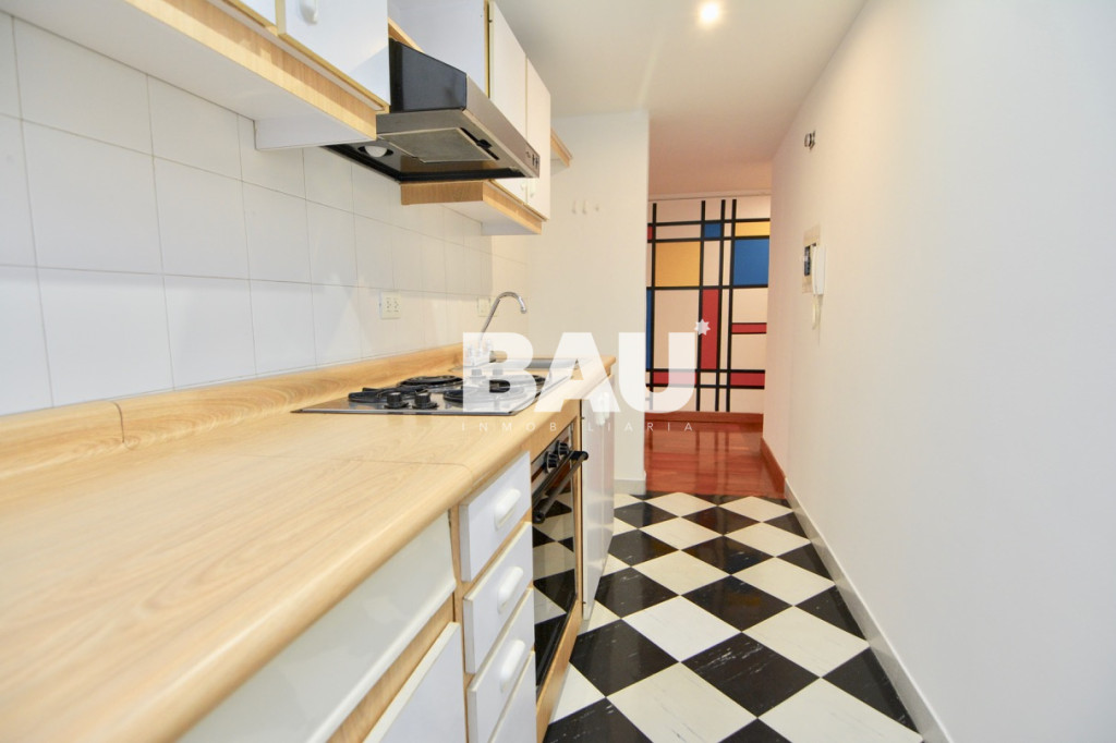 Apartamento en venta en Los Rosales, Bogotá · foto 9 de 14