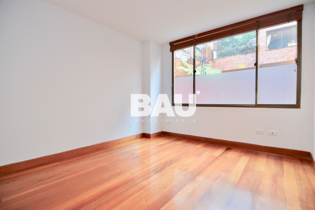 Apartamento en venta en Los Rosales, Bogotá · foto 10 de 14