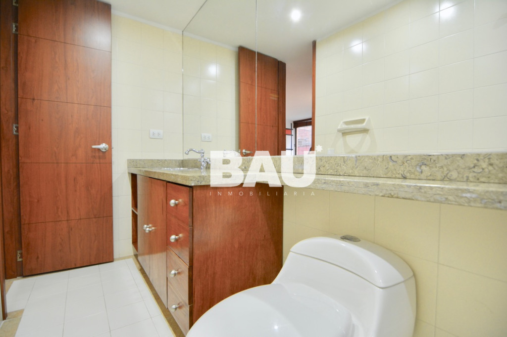 Apartamento en venta en Los Rosales, Bogotá · foto 14 de 14