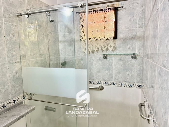 Casa de 3 alcobas en venta en Co. Hacienda San Miguel, Piedecuesta, 250 m² · foto 11 de 24