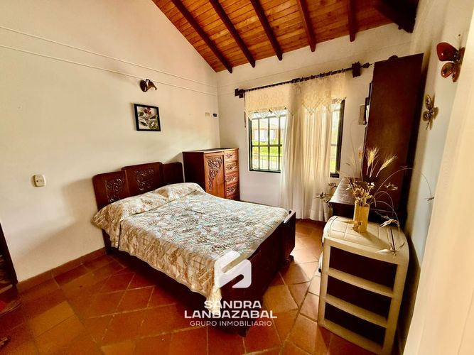 Casa de 3 alcobas en venta en Co. Hacienda San Miguel, Piedecuesta, 250 m² · foto 14 de 24