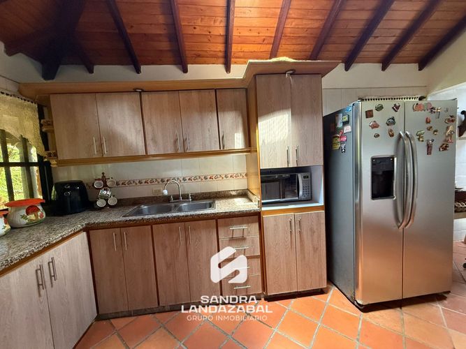 Casa de 3 alcobas en venta en Co. Hacienda San Miguel, Piedecuesta, 250 m² · foto 18 de 24